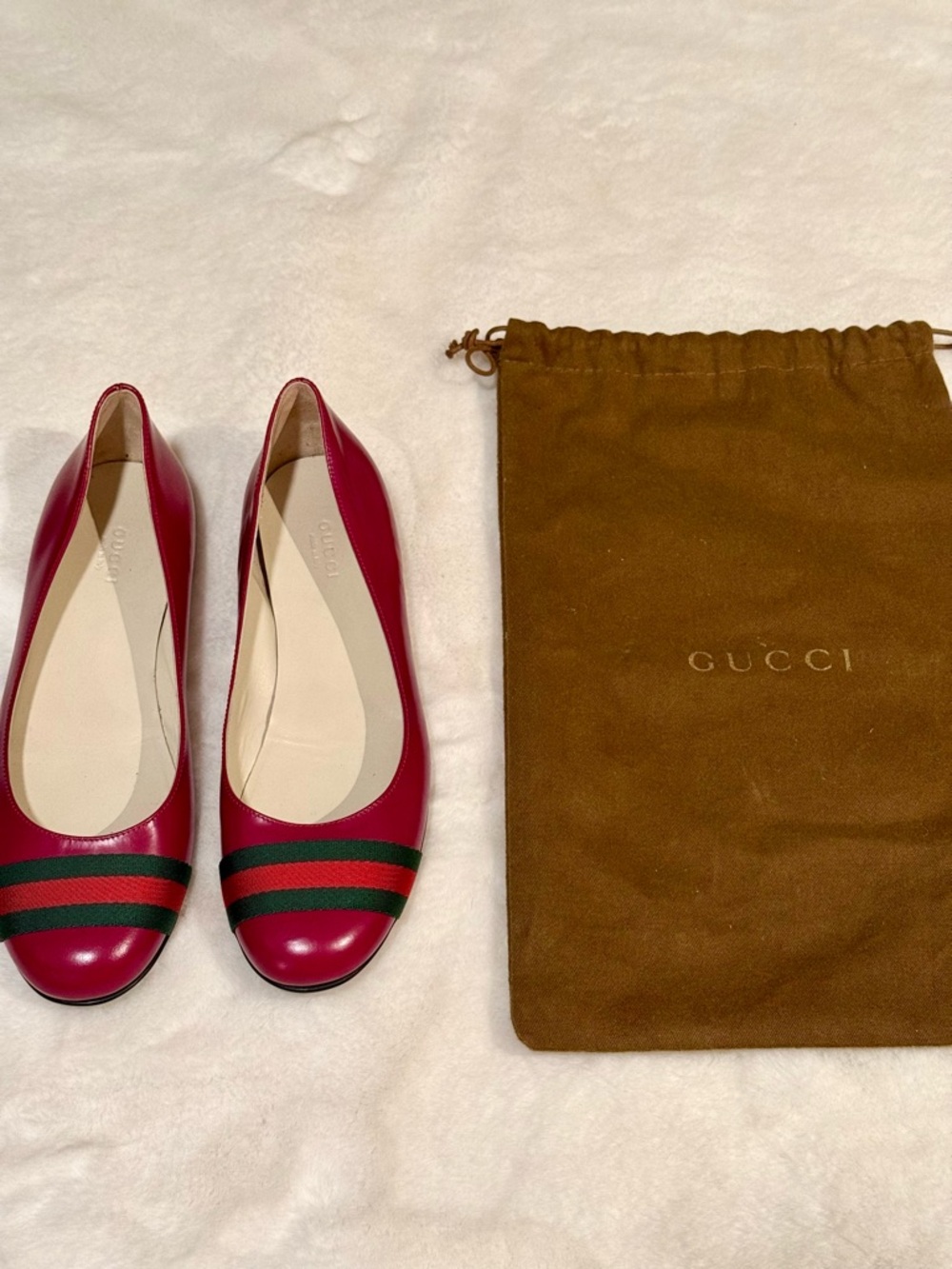 Gucci Women's Purple Leather Ballet Flats with Signature Web Stripe Authentic - Picture 3 of 7